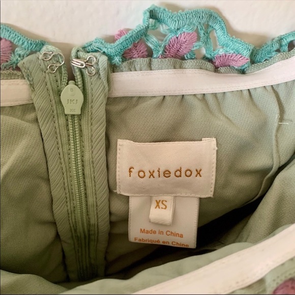 STUNNING Foxiedox Strapless Dress - Picture 6 of 7